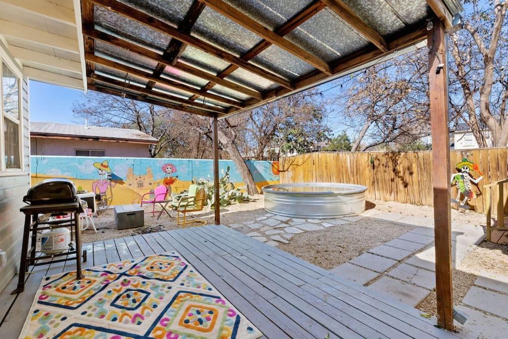 Gorgeous Home With Heated Pool In Downtown! San Antonio Exterior photo