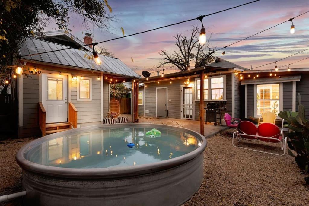 Gorgeous Home With Heated Pool In Downtown! San Antonio Exterior photo